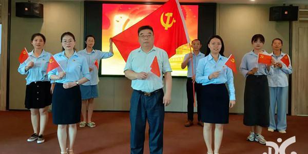  南昌现代外国语学校献礼建党100周年 | 用歌声献礼