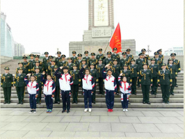 南昌现代外国语学校（迎宾校区）组织学生参加纪念建军90周年活动