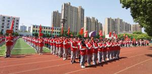 青春正好 | 南昌现代外国语学校举行2021年五四团员发展大会暨表彰大会